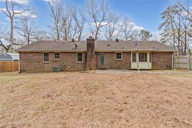 2293 Hidden Lane, Snellville, GA 30078