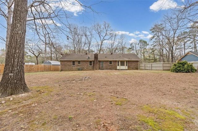 2293 Hidden Lane, Snellville, GA 30078