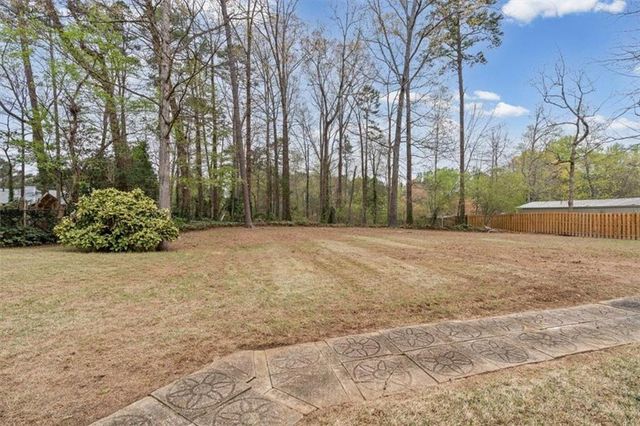 2293 Hidden Lane, Snellville, GA 30078