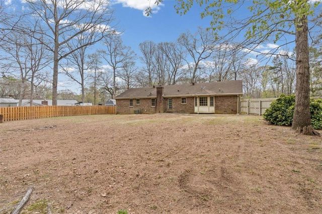 2293 Hidden Lane, Snellville, GA 30078