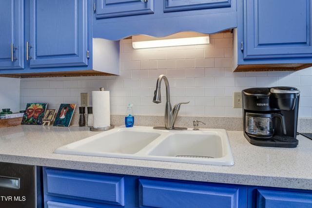 400 Sunset Drive Apt P83, Johnson City, TN 37604