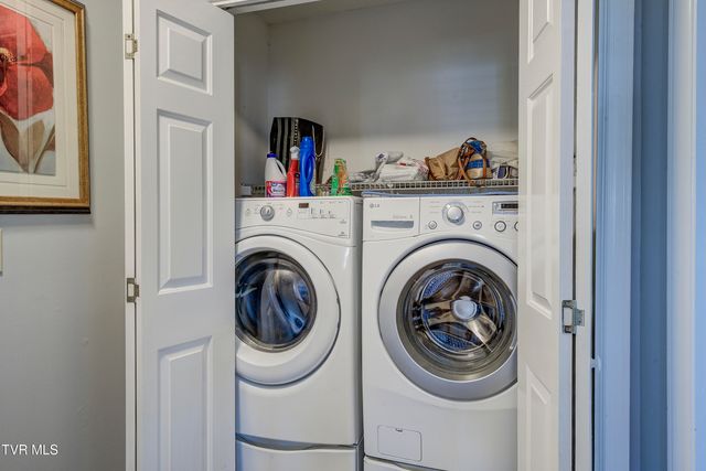 400 Sunset Drive Apt P83, Johnson City, TN 37604