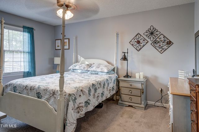400 Sunset Drive Apt P83, Johnson City, TN 37604