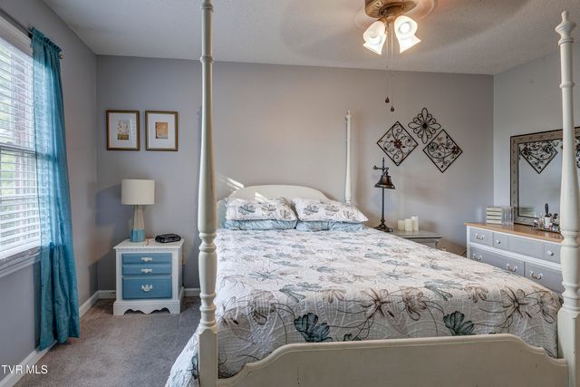 400 Sunset Drive Apt P83, Johnson City, TN 37604