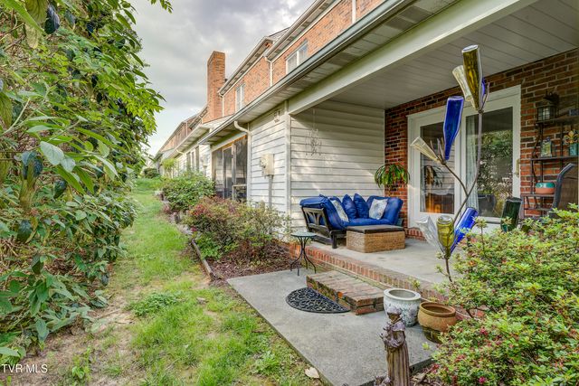 400 Sunset Drive Apt P83, Johnson City, TN 37604