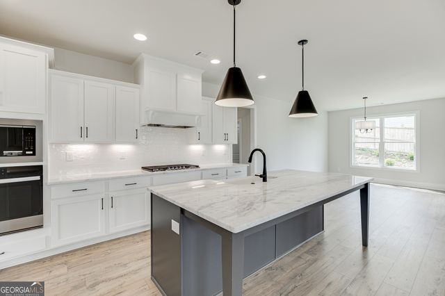 1813 Piney Bend Drive, Buford, GA 30518