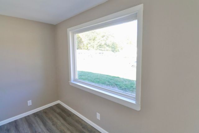 1663 Stone Lake Drive, La Porte, IN 46350