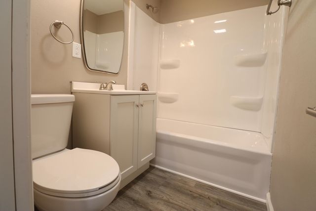 1663 Stone Lake Drive, La Porte, IN 46350