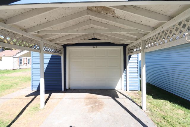 1663 Stone Lake Drive, La Porte, IN 46350