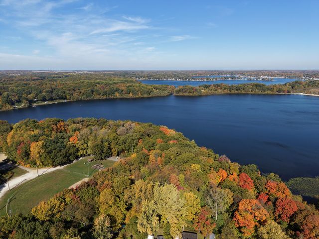 1663 Stone Lake Drive, La Porte, IN 46350