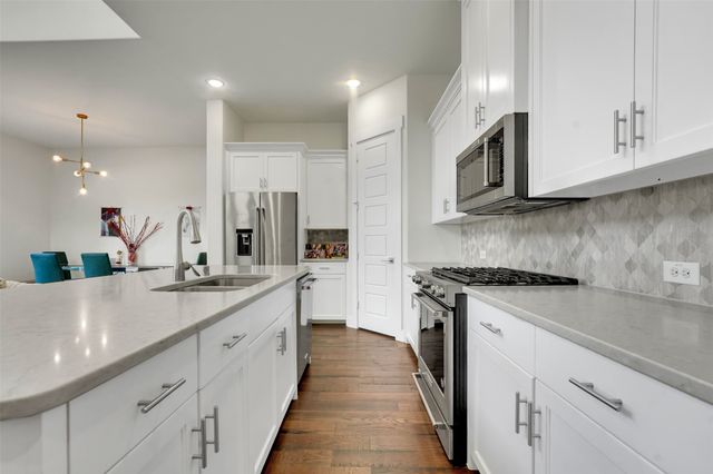 7880 Minglewood Lane, Dallas, TX 75231