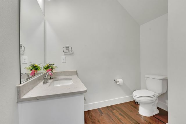 7880 Minglewood Lane, Dallas, TX 75231