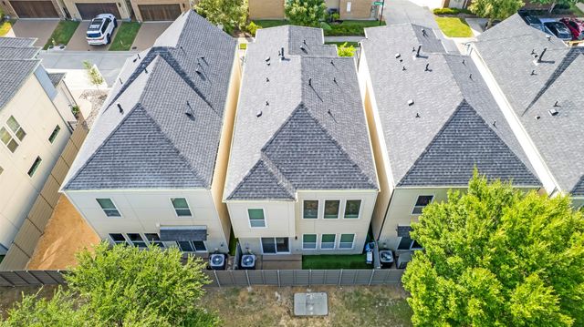 7880 Minglewood Lane, Dallas, TX 75231