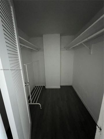 19380 Collins Ave 418, Sunny Isles Beach, FL 33160