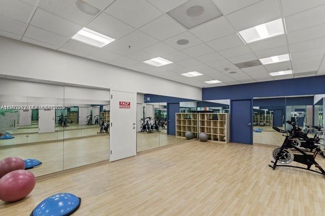 19380 Collins Ave 418, Sunny Isles Beach, FL 33160