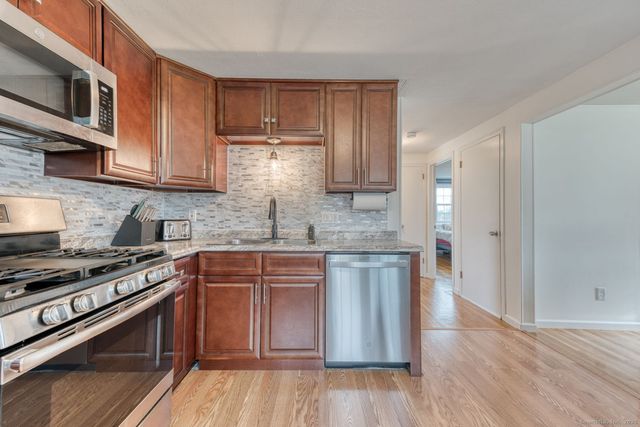 267 Reed Avenue, Windsor Locks, CT 06096