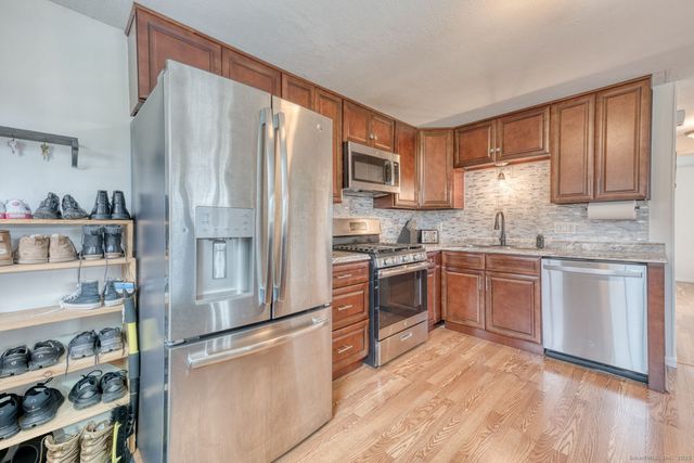 267 Reed Avenue, Windsor Locks, CT 06096