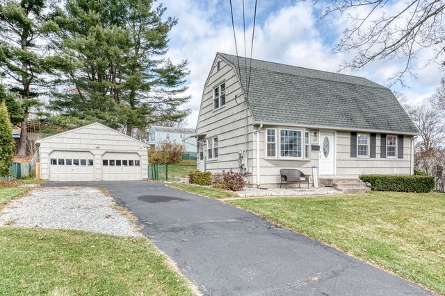 267 Reed Avenue, Windsor Locks, CT 06096