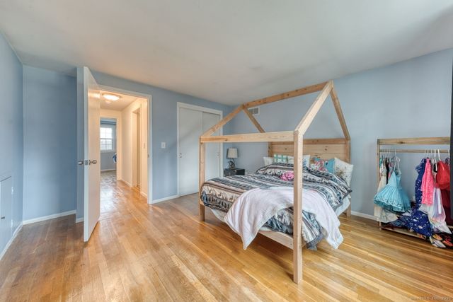 267 Reed Avenue, Windsor Locks, CT 06096