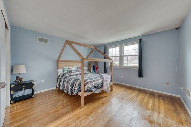 267 Reed Avenue, Windsor Locks, CT 06096