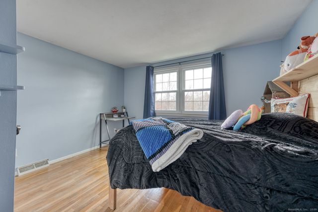 267 Reed Avenue, Windsor Locks, CT 06096