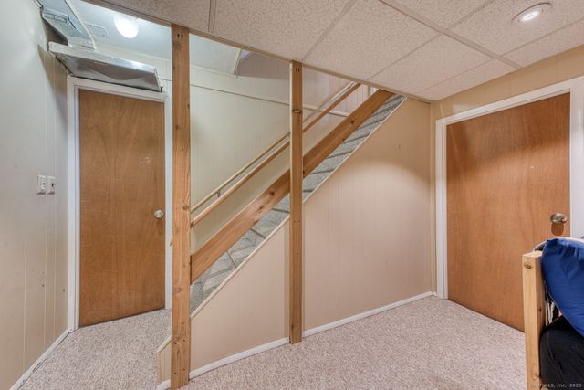 267 Reed Avenue, Windsor Locks, CT 06096