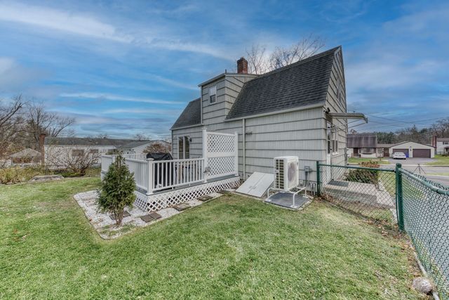 267 Reed Avenue, Windsor Locks, CT 06096