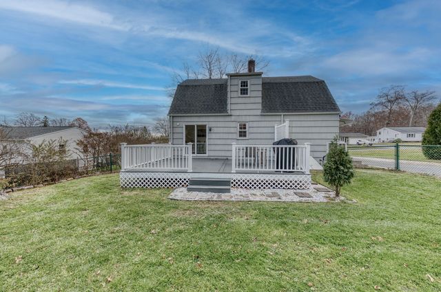 267 Reed Avenue, Windsor Locks, CT 06096