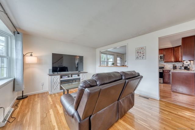 267 Reed Avenue, Windsor Locks, CT 06096