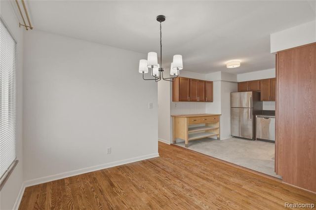 323 N Eton Street 35C, Birmingham, MI 48009