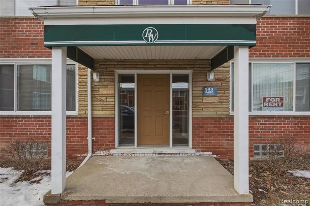323 N Eton Street 35C, Birmingham, MI 48009