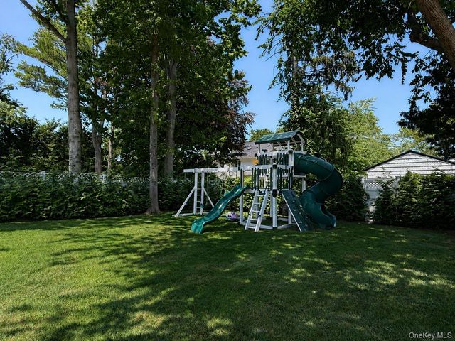 524 Woodmere Boulevard, Woodmere, NY 11598