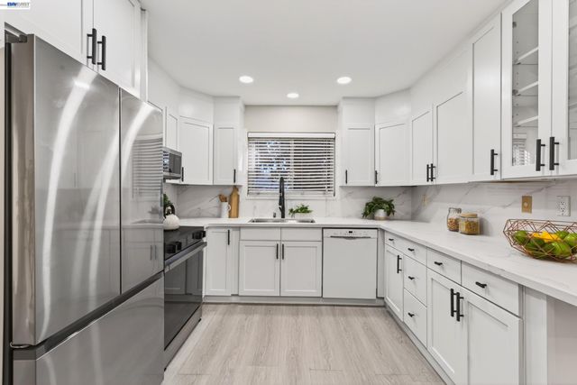 9792 Broadmoor Dr, San Ramon, CA 94583