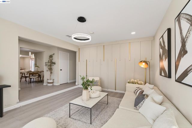 9792 Broadmoor Dr, San Ramon, CA 94583