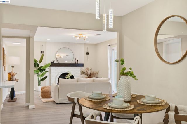 9792 Broadmoor Dr, San Ramon, CA 94583