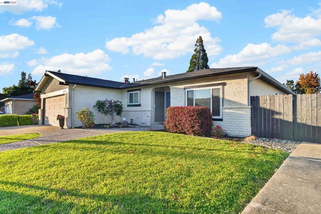 9792 Broadmoor Dr, San Ramon, CA 94583
