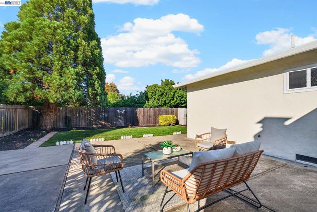 9792 Broadmoor Dr, San Ramon, CA 94583