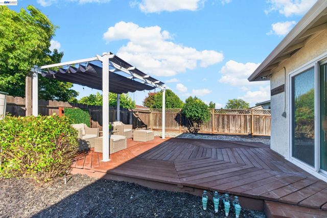 9792 Broadmoor Dr, San Ramon, CA 94583