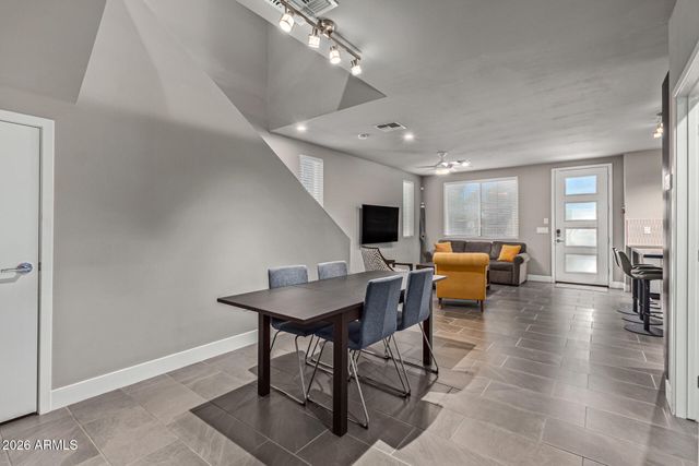 2825 N 42nd Street 7, Phoenix, AZ 85008