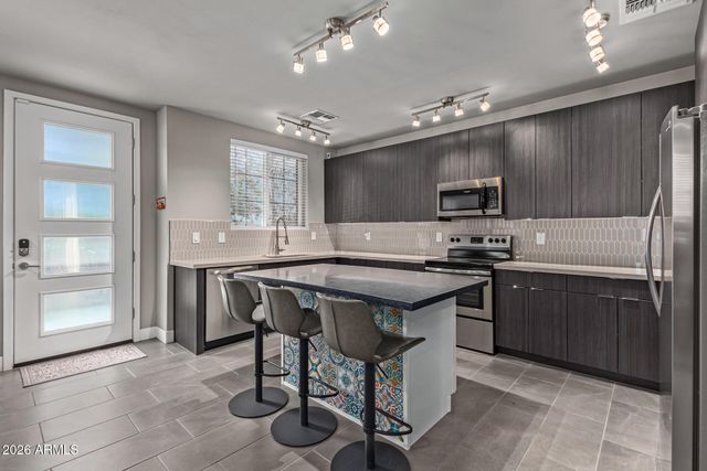 2825 N 42nd Street 7, Phoenix, AZ 85008