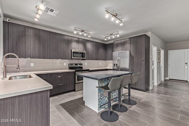 2825 N 42nd Street 7, Phoenix, AZ 85008