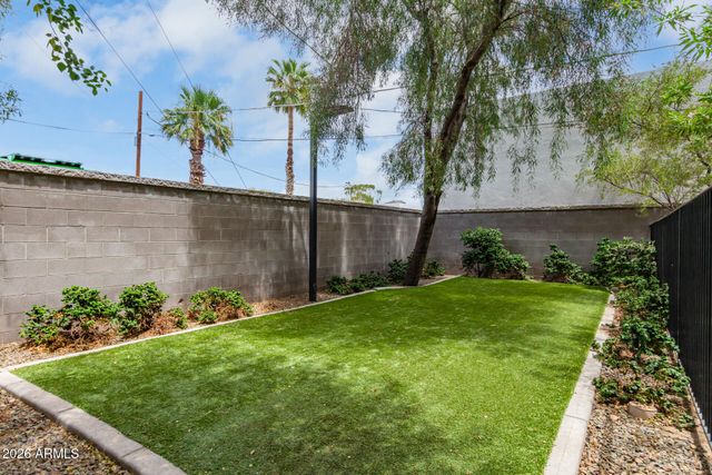 2825 N 42nd Street 7, Phoenix, AZ 85008