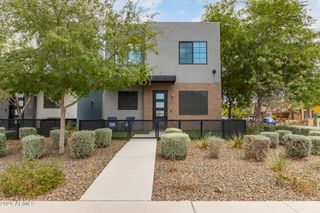 2825 N 42nd Street 7, Phoenix, AZ 85008