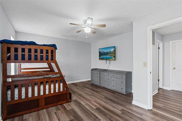 6820 S Lakewood Terrace, Douglasville, GA 30135