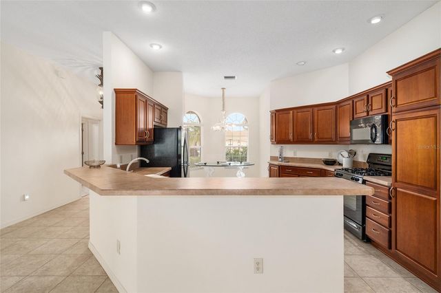 1398 INMAN MILLS ROAD, The Villages, FL 32162