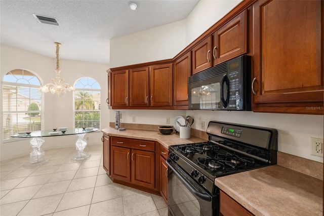 1398 INMAN MILLS ROAD, The Villages, FL 32162