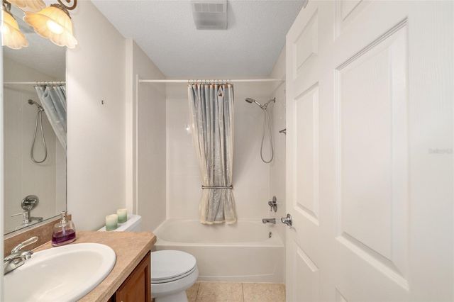 1398 INMAN MILLS ROAD, The Villages, FL 32162