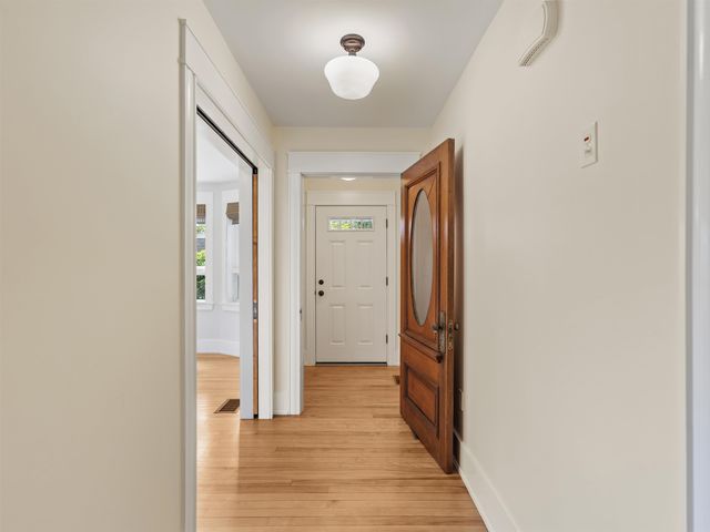 384 Winnacunnet Road, Hampton, NH 03842