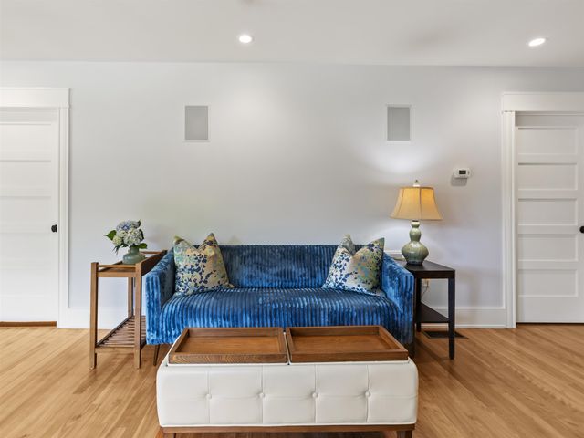 384 Winnacunnet Road, Hampton, NH 03842