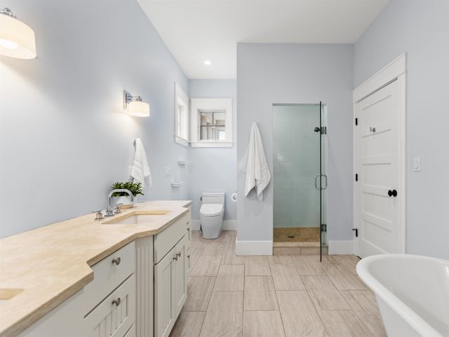 384 Winnacunnet Road, Hampton, NH 03842